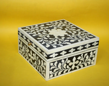 Keepsake box / Jewel box camel bone, Rajasthan