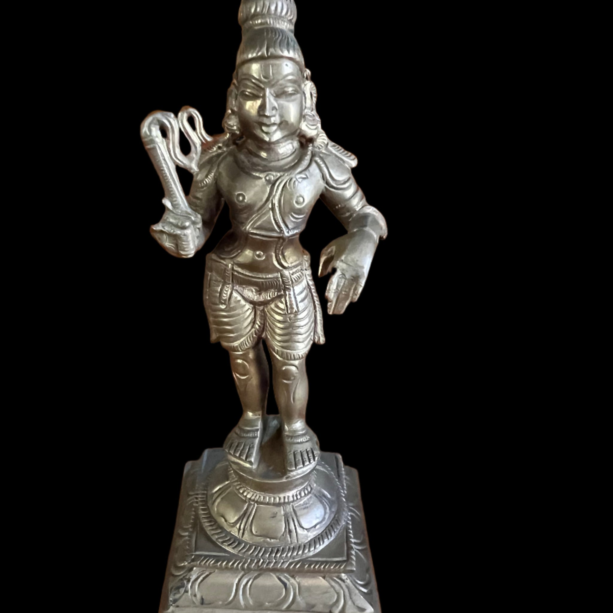 Krishna bronze,beautiful countenance, holding his flute