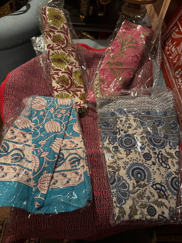 Round dining table covers