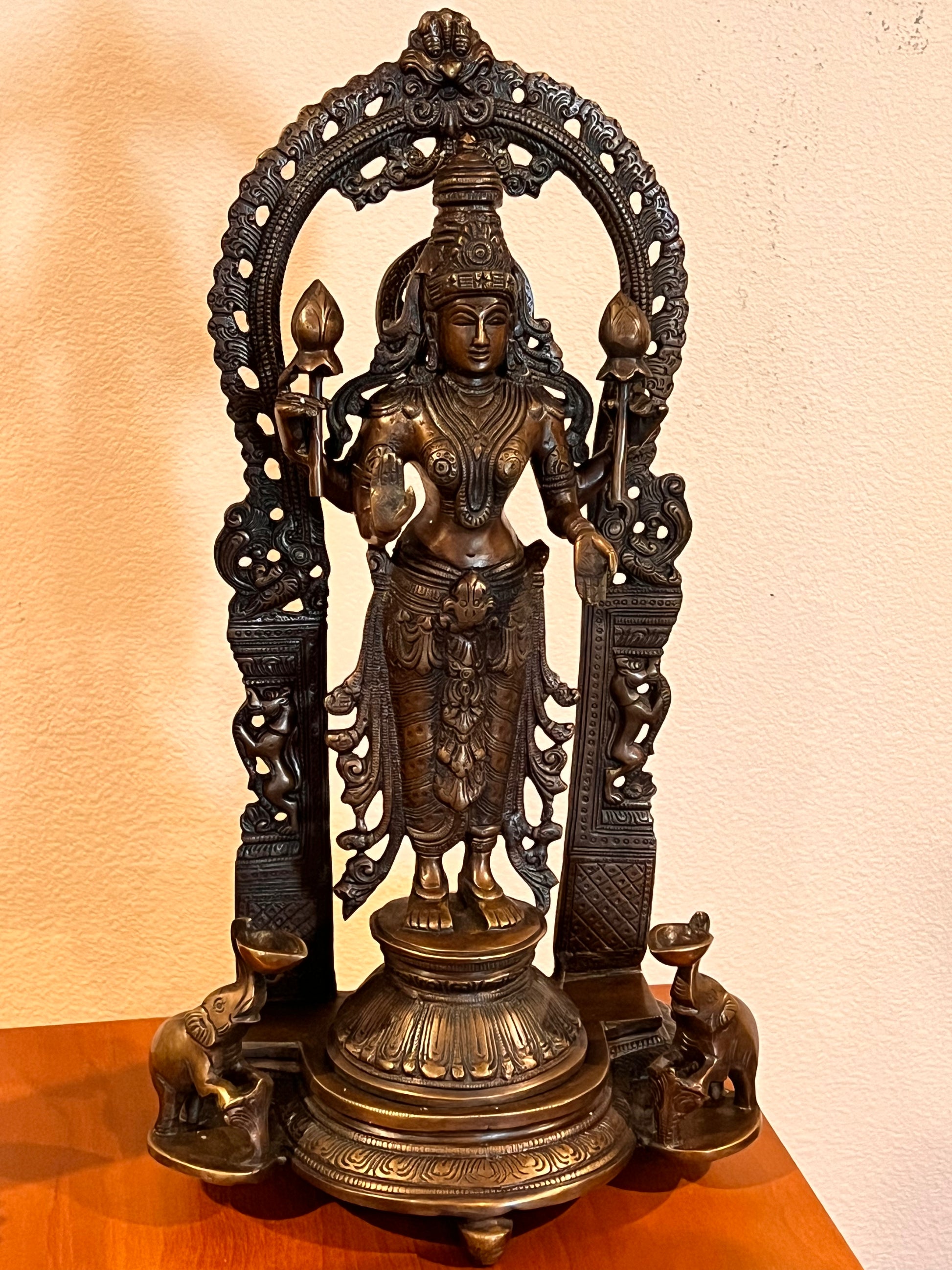 Goddess Lakshmi Statue Brass Bronze - product photo 5