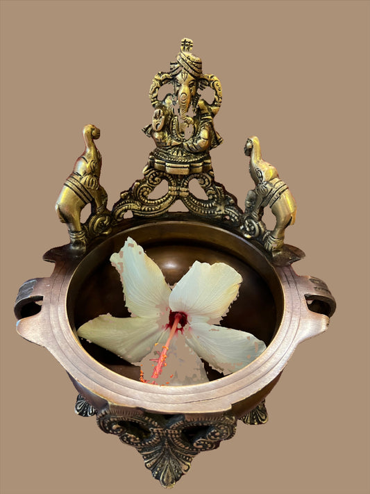 Indian Brassware Lamp Collection - product photo 1