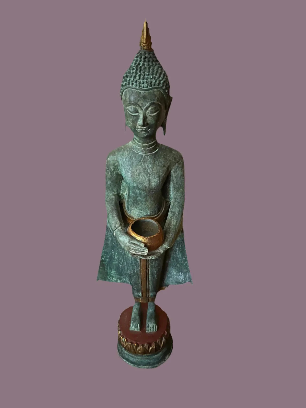 Serene Buddha Statue - product photo 4